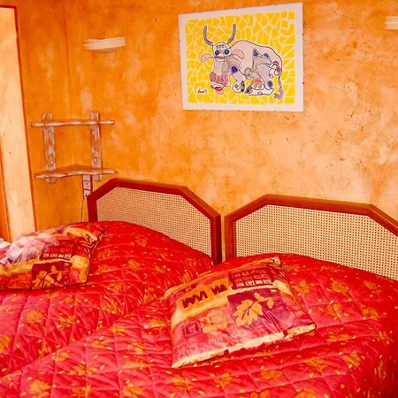 Restaurant Les Pins Logis Hotel