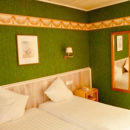 Restaurant Les Pins Logis Hotel Haguenau