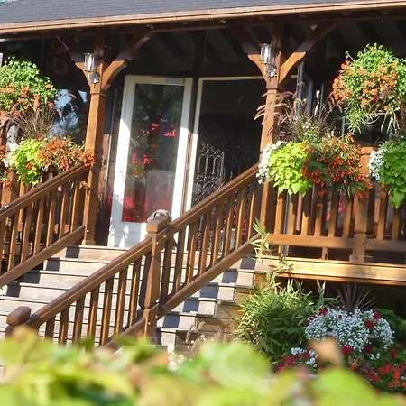 Restaurant Les Pins Logis アグノー