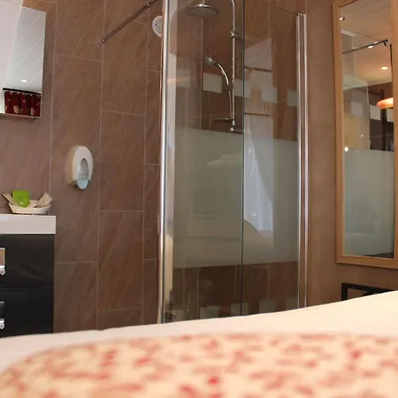 Restaurant Les Pins Logis Hotel Haguenau