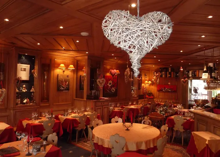 Hotel Restaurant Les Pins Logis Haguenau