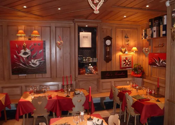 Restaurant Les Pins Logis 2*