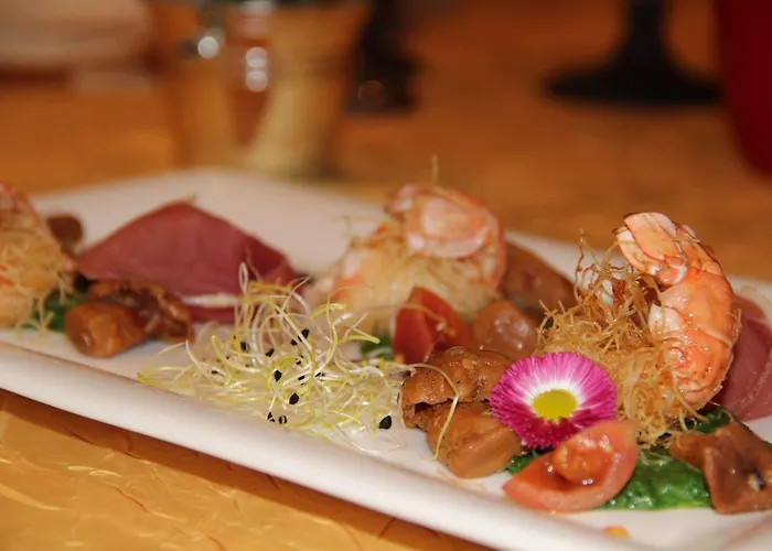 Restaurant Les Pins Logis Hotel