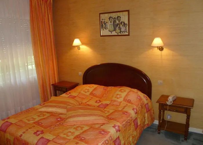 Hotel Restaurant Les Pins Logis